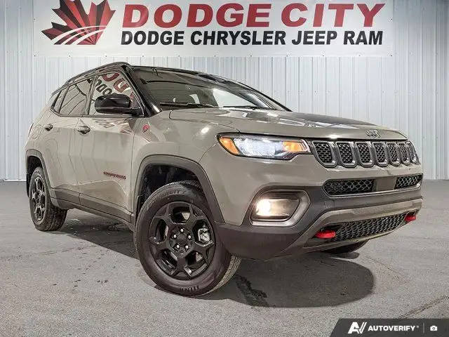 2023 Jeep Compass Trailhawk | Remote Start | Keyless Entry in Cars & Trucks in Saskatoon - Image 9
