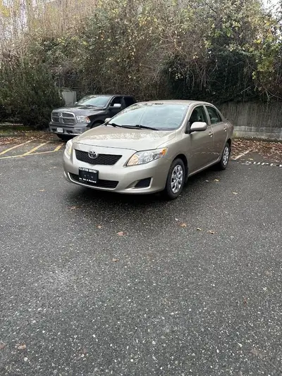ONE OWNER/LOW KM/LOCAL BC CAR/FULL SERVICE RECORDS! 2009 Toyota Corolla CE The 2009 Corolla CE deliv...