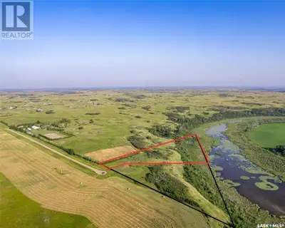 Absolutely beautiful waterfront acreage lots close to Beaver Creek and Fred Heel Canoe launch. 5 acr...