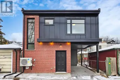 Welcome to the Laneway House at 168 Pearson. Be the first to live in this completely newly built mod...