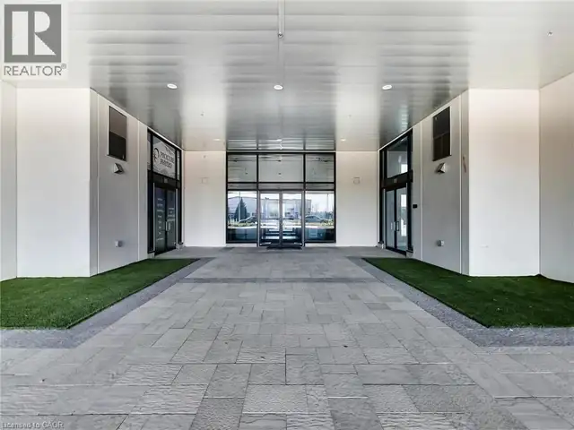 5045 MAINWAY Boulevard Burlington, Ontario in Commercial & Office Space for Rent in Oakville / Halton Region - Image 8