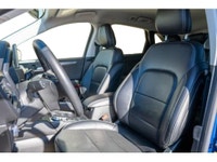 GREAT ESCAPE with TONS OF FEATURES Multi-Zone Air Conditioning | Power Leather Seating | Heated Seat... (image 5)
