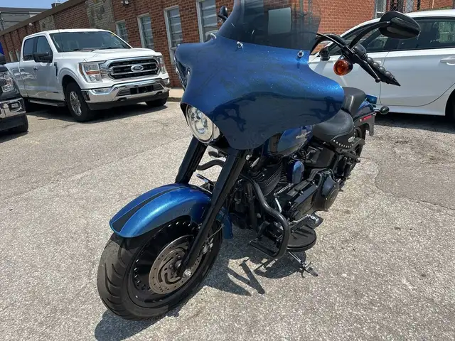 2014 Harley-Davidson Fat Boy ~ FAT BOY ~ 103CU ~ VANCE & HINES ~ in Street, Cruisers & Choppers in City of Toronto - Image 4