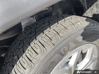 Only 23 Miles! This Jeep Compass has a dependable Intercooled Turbo Regular Unleaded I-4 2.0 L/122 e... (image 9)