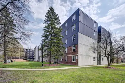 Stratford 3 Bedroom Apartment for Rent: