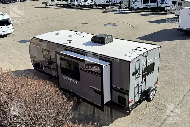 2025 VENTURE RV STRATUS 241VRK in Travel Trailers & Campers in Calgary - Image 6