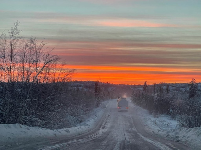 Class 1 Owner Operator - Winter Roads in Drivers & Security in Yellowknife - Image 2