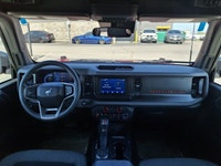 Check out this certified 2021 Ford Bronco Base4-Dr 4X4 | Auto | CarPlay + Android | Rear Camera | an... (image 4)