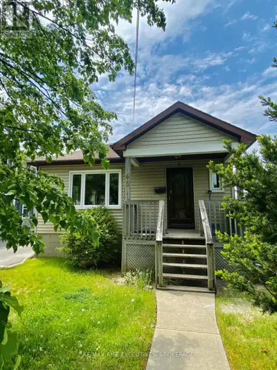 2 - 40 HELEN STREET Kingston (Central City East), Ontario