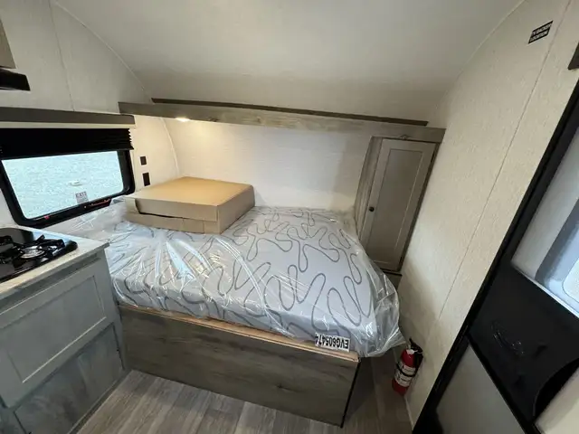2026 ,Sun Lite,Sunset Park RV 13BD LTD in Travel Trailers & Campers in Kamloops - Image 7