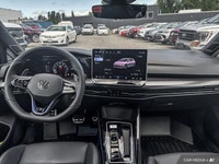 Only 541 Miles! This Volkswagen Golf R boasts a Intercooled Turbo Premium Unleaded I-4 2.0 L/121 eng... (image 9)