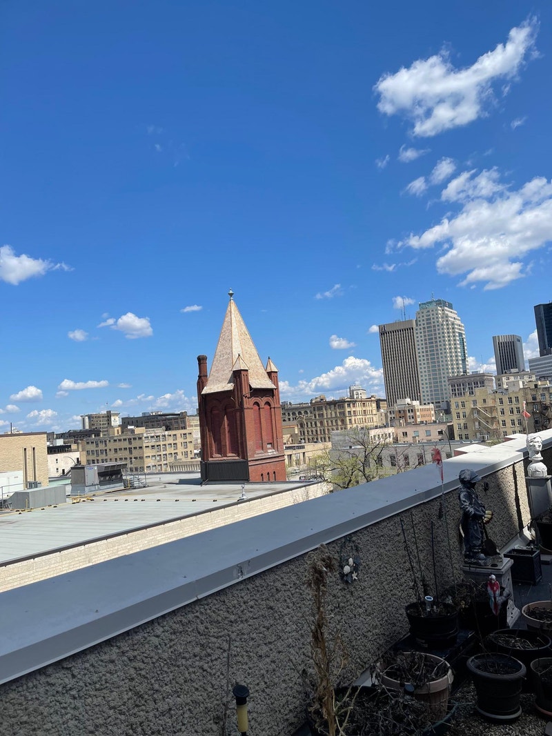 344 Cumberland Ave Nokomis Bldg Penthouse Suite Long Term Rentals
