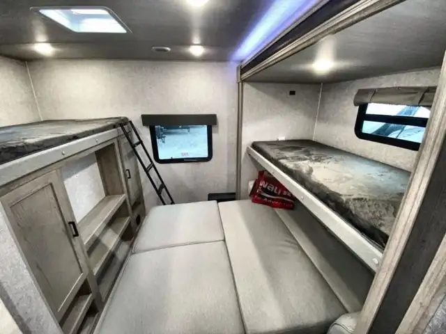 2025 EAST TO WEST Alta 3150KBH in Travel Trailers & Campers in Bedford - Image 45