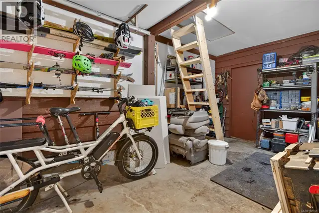 1516 Balsam Ave Comox, British Columbia in Houses for Sale in Comox / Courtenay / Cumberland - Image 24