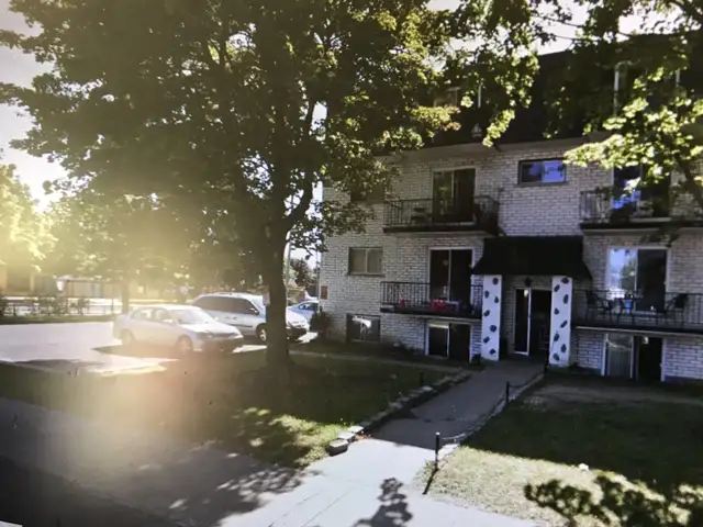 Vieux Longueuil beau et grand 5½, chauffé et eau chaude inclus