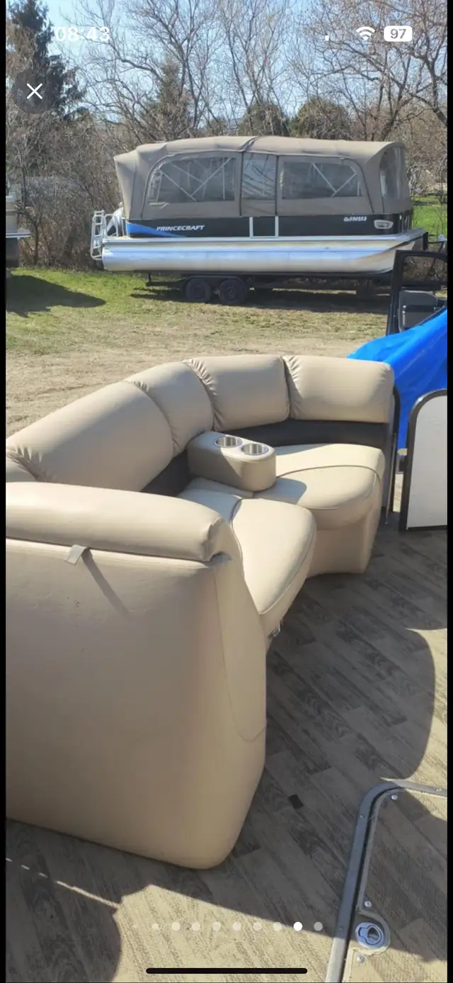 2018 Manitou 24 ENCORE PONTON 3 QUILLES DE LUXE, AVEC DEUX MOTEU in Powerboats & Motorboats in Lac-Saint-Jean - Image 5