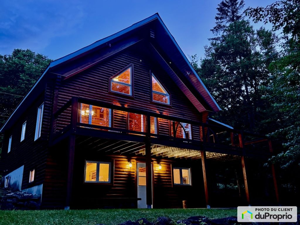 $975,000 - 1 1/2 Storey for sale in Trois-Rives — photo 2