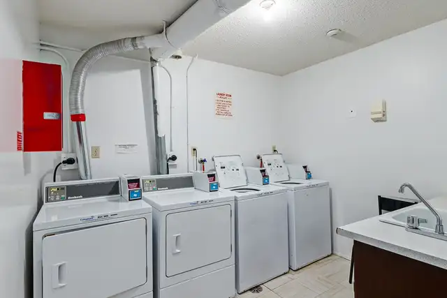 Affordable Apartments for Rent - Berkeley Square - Apartment for in Long Term Rentals in Lethbridge - Image 11