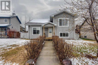 5829 Park Street Blackfalds, Alberta