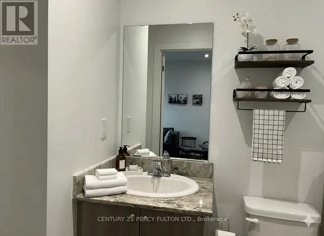 203 - 310 BROADWAY AVENUE Orangeville, Ontario in Condos for Sale in Oakville / Halton Region - Image 5