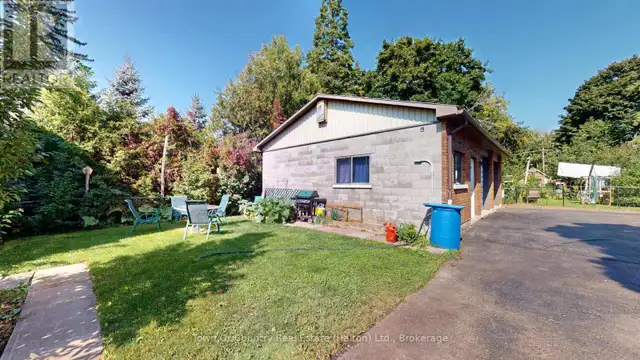 540 10TH AVENUE Hanover, Ontario in Commercial & Office Space for Sale in Owen Sound - Image 8