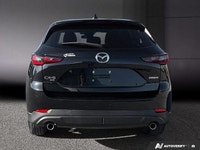 Le Mazda CX-5 GS AWD 2022 est un VUS compact qui combine avec brio design sophistiqué, confort moder... (image 5)