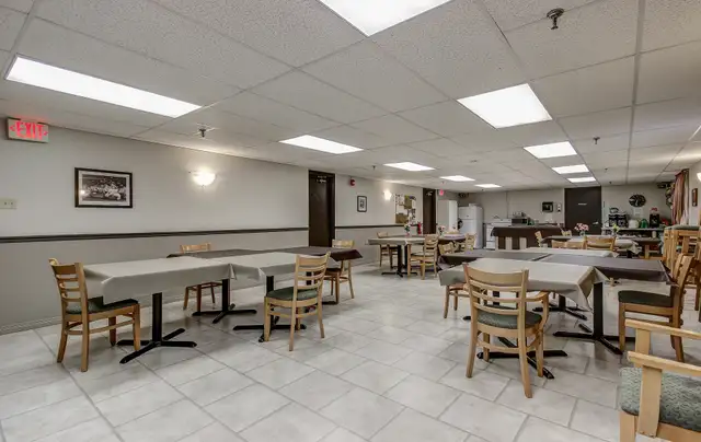 398 Vine St. - one bedroom Apartment Available! in Long Term Rentals in St. Catharines - Image 14