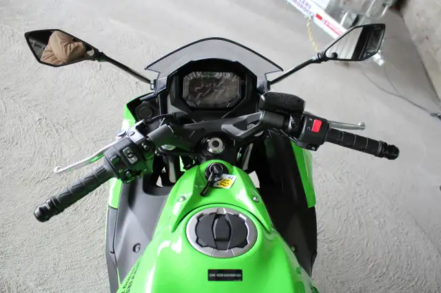 2025 Kawasaki NINJA 650 KRT EDITION in Street, Cruisers & Choppers in Trenton - Image 3