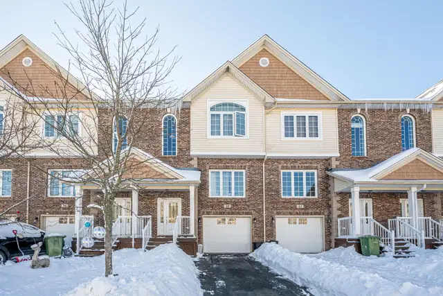 Larry Uteck Executive Bedford Townhouse for Rent