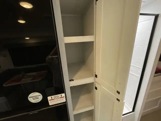 2026 EAST TO WEST Entrada 2950OK in RVs & Motorhomes in Edmonton - Image 21