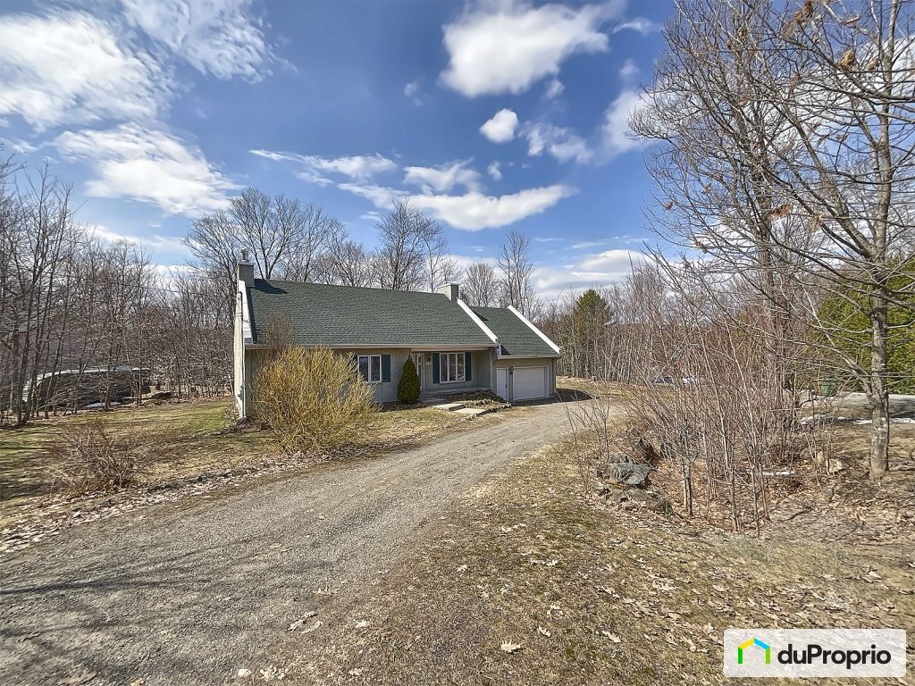$555,000 - Bungalow for sale in Prevost — photo 1