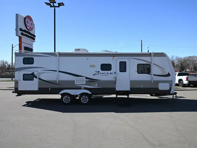 2014 Zinger ZT32QB in Travel Trailers & Campers in St. Albert - Image 8