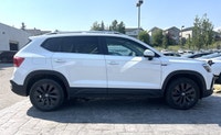 Crowfoot Hyundai, AMVIC Licensed Dealer Mileage: 65,799 km Upgrade your daily driving routine with t... (image 2)