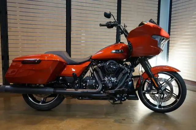 2024 Harley-Davidson FLTRX - Road Glide in Sport Touring in Lethbridge - Image 3