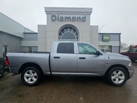 A Dependable Workhorse with the Comfort, Capability & StyleThe 2023 Ram 1500 Classic SLT 4×4 Crew Ca... (image 1)