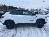 See Dealer Website for Details. . Engine: 2 L/100Km City: 9.9 L/100Km Hwy: 7.4 Safety Equipment Elec... (image 7)