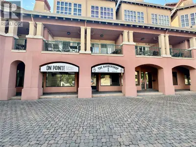 Exceptional commercial opportunity at Borgata Lodge, located in the Quail Ridge/Bear Golf Course com...