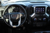 ACCIDENT FREE DONT PAY EXTRA FOR SAFETY Drive in style with this fully-loaded 2021 GMC Sierra 1500 S... (image 9)