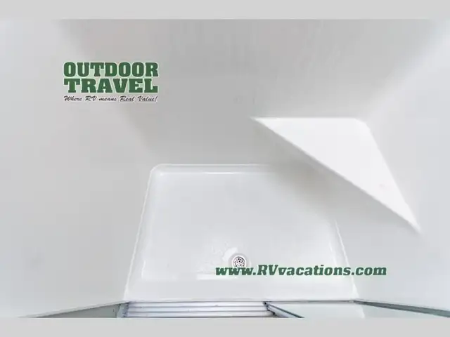 2026 Forest River RV Georgetown 5 Series 34M5 in RVs & Motorhomes in Hamilton - Image 32