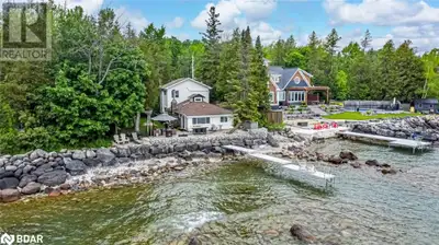 UPDATED, UPGRADED & UNBELIEVABLE - YOUR GEORGIAN BAY LIFESTYLE AWAITS! Wake up every morning to the...