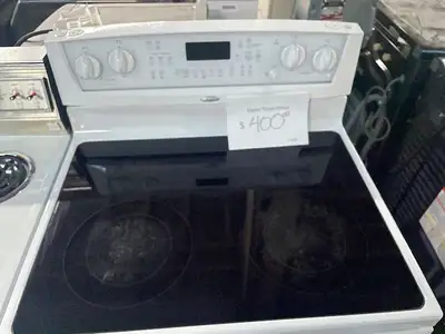 Cuisinière blanche vitrocéramique Whirlpool, View more