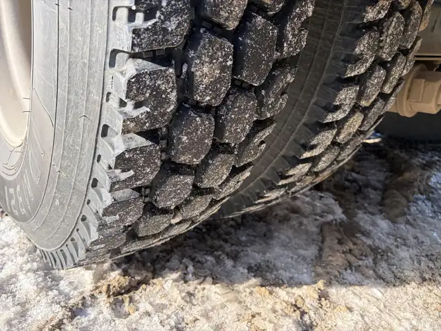 2006 KENWORTH T800 in Heavy Trucks in Kamloops - Image 13