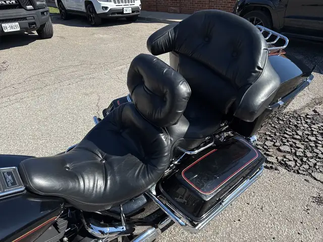 2001 Harley-Davidson Electra Glide Classic ~ ELECTRA GLIDE ~ 88C in Sport Touring in City of Toronto - Image 20