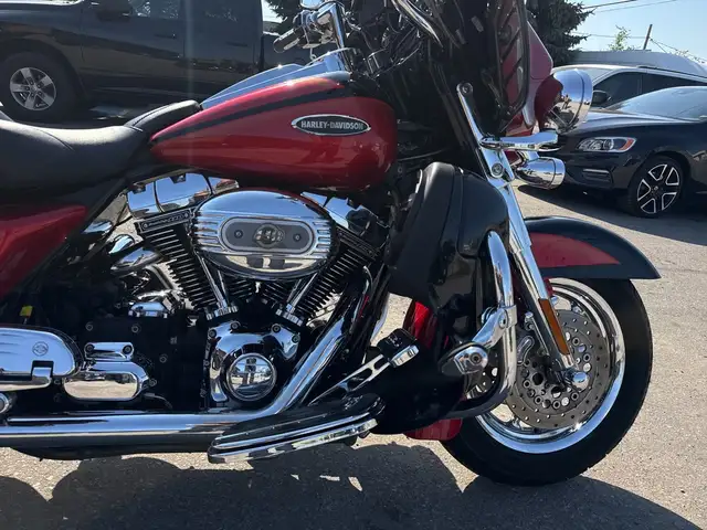 2007 Harley-Davidson CVO Electra Glide Ultra ~ CVO ELECTRA GLIDE in Sport Touring in City of Toronto - Image 28