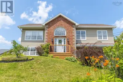 Welcome to 46 Larrigan Drive, ideally located in the heart of Millwood, just minutes from parks, sch...