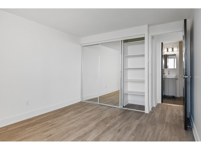 2 Bedroom Apartment for Rent - 2969 Fairlea Crescent in Long Term Rentals in Ottawa - Image 12