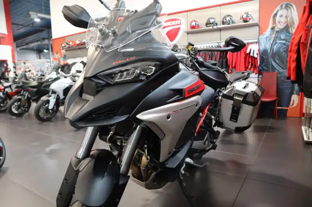 2025 Ducati Multistrada V4 Rally Brushed Aluminium & Matt Black in Sport Touring in Edmonton - Image 8