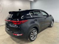 Looking for a sleek and reliable SUV that's ready for anything? Check out this stunning 2019 Kia Spo... (image 6)