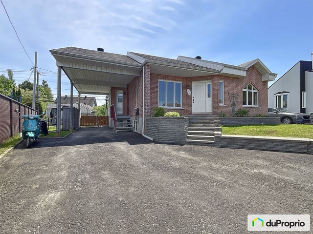 $534,900 - Bungalow for sale in Beauport — photo 1