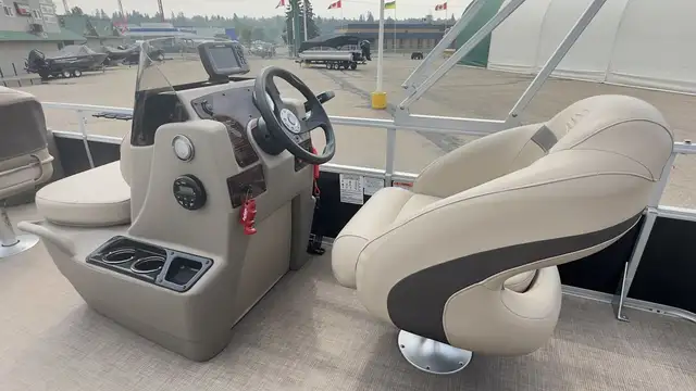 2020 SUNTRACKER Bass Buggy 18 DLX Mercury 40 4Stroke Command Thr in Powerboats & Motorboats in Prince Albert - Image 20